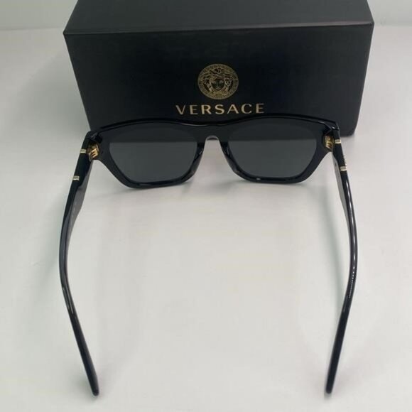 New Authentic Versace VE4457 is a Full Rim frame for Men Sunglass - Picture 10 of 13